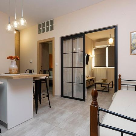 3C'S Apartment Thess :Central, Cosy & Convenient 테살로니키 외부 사진