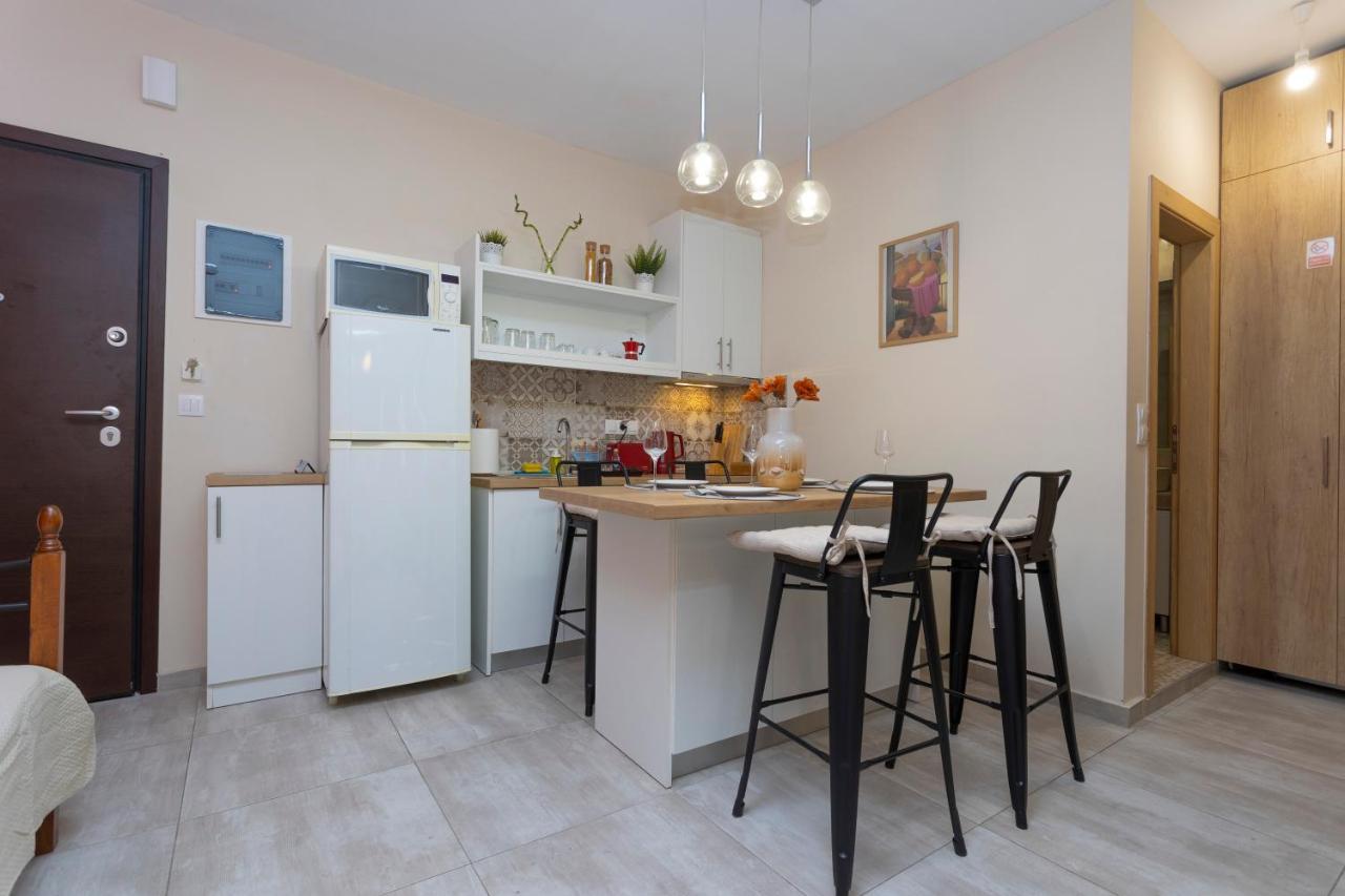 3C'S Apartment Thess :Central, Cosy & Convenient 테살로니키 외부 사진