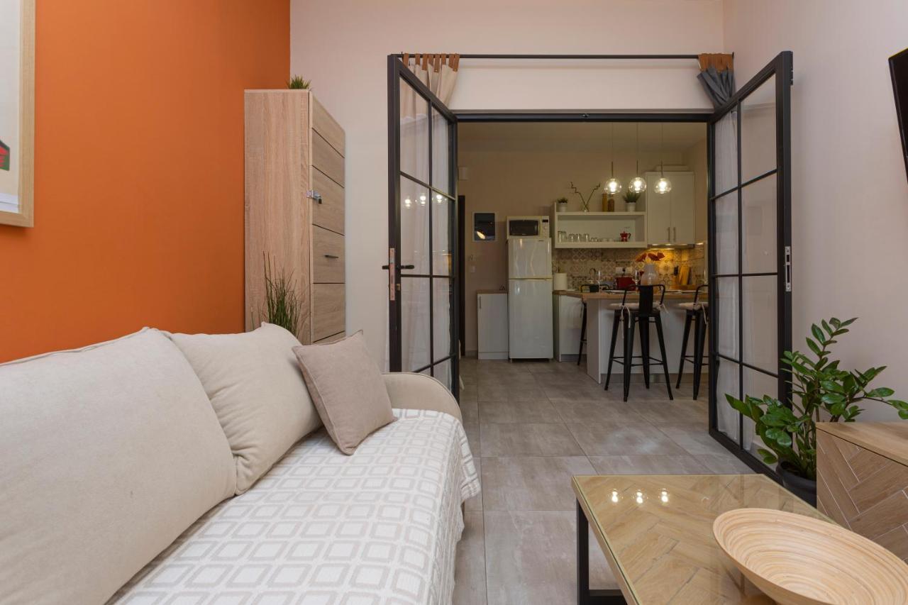 3C'S Apartment Thess :Central, Cosy & Convenient 테살로니키 외부 사진