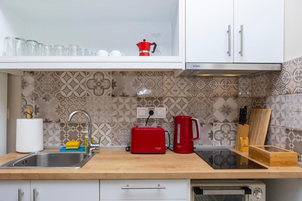 3C'S Apartment Thess :Central, Cosy & Convenient 테살로니키 외부 사진
